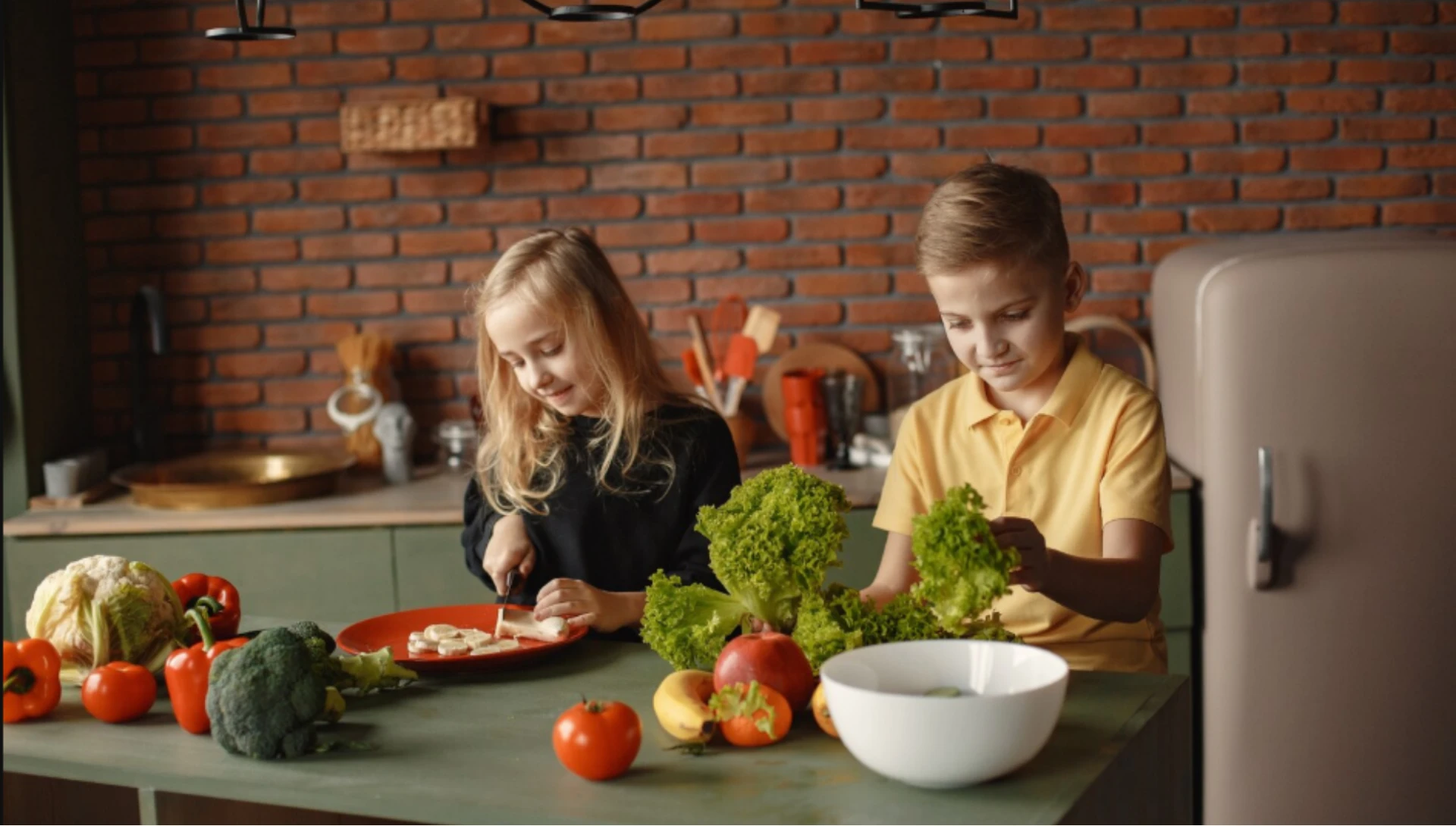Nutrição infantil: alimentação, desenvolvimento, rotina e dúvidas recorrentes dos pais