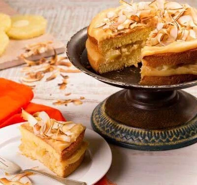 Bolo gelado de abacaxi com coco Zero Lactose