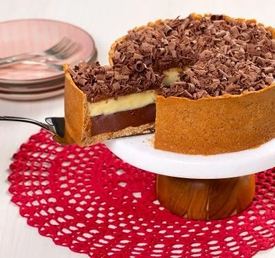 Torta cremosa de chocolate