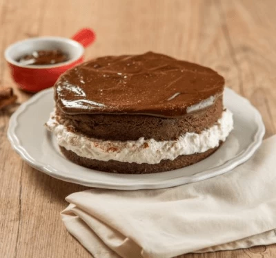 Bolo com Chantilly de Especiarias