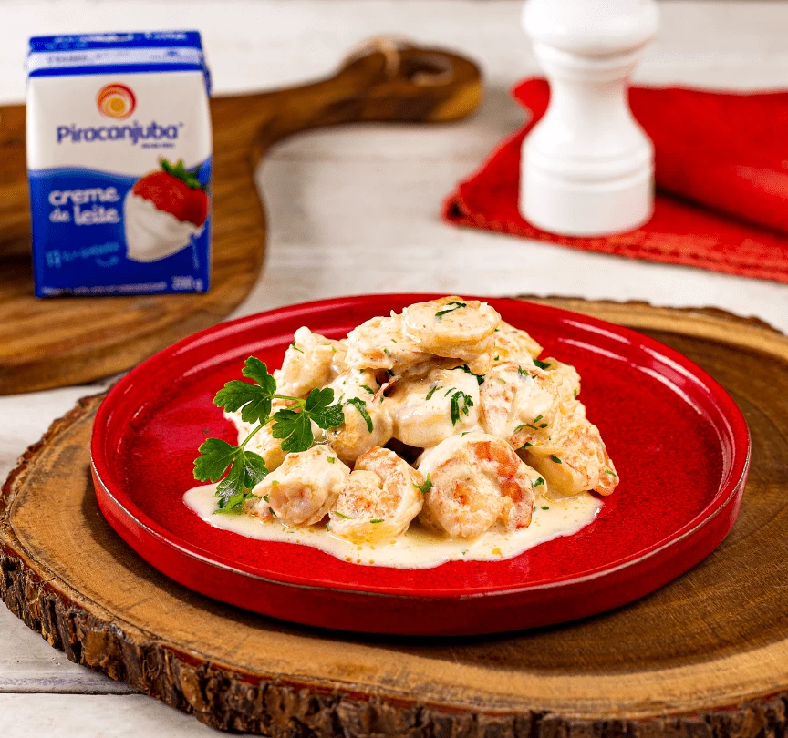 Camarão na manteiga com creme de leite