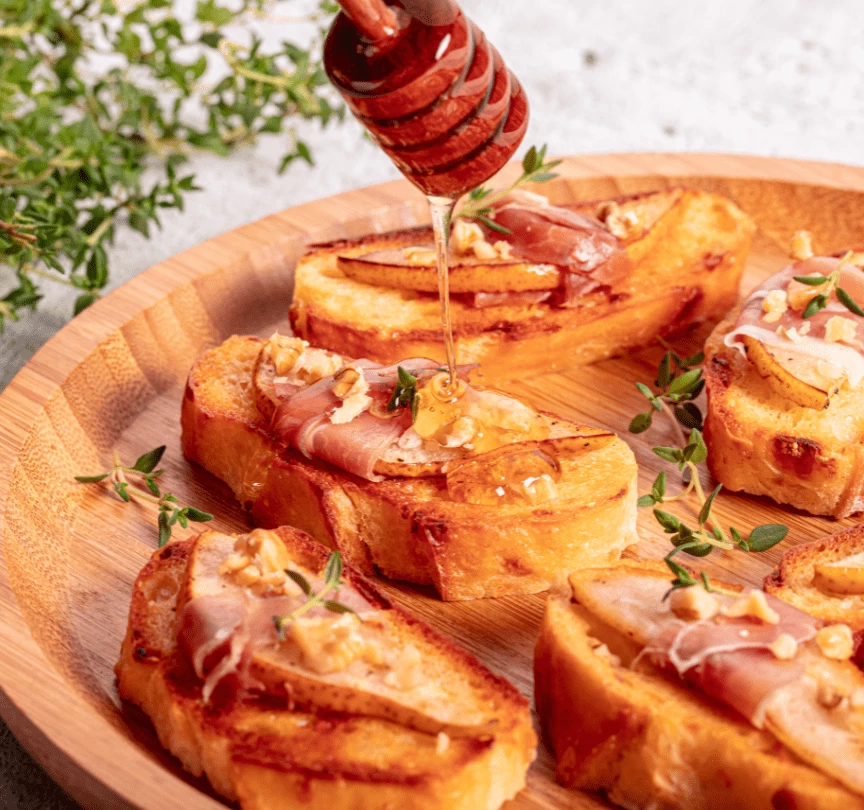 Bruschetta com Pera e Mel